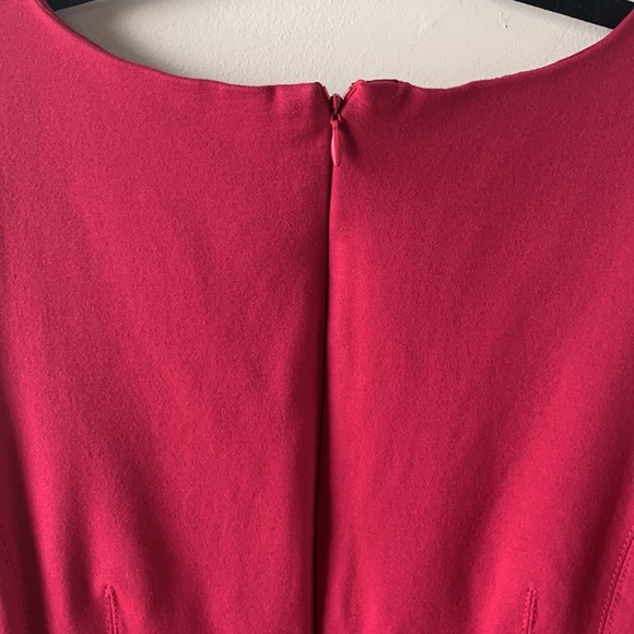 Fully lined dress - Picture 3 of 10